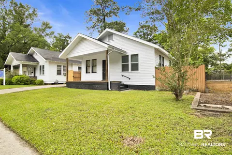 507 Holcombe Ave, Mobile, AL 36606 photo 2