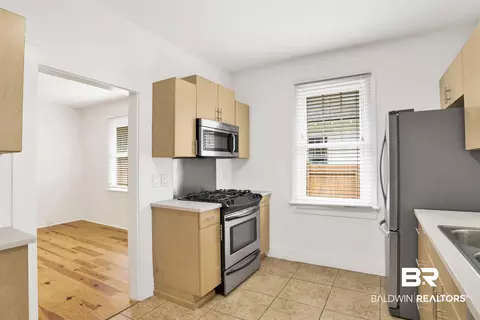 507 Holcombe Ave, Mobile, AL 36606 photo 13