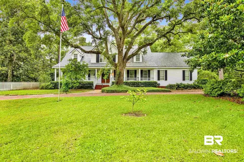 5460 Battles Wharf Dr, Fairhope, AL 36532