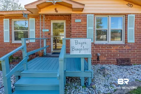502 Greve Rd, Pensacola, FL 32507