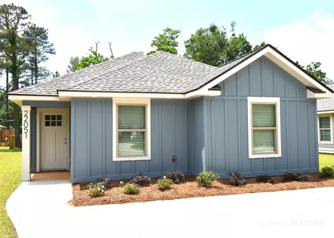 22051 8th St, Silverhill, AL 36576