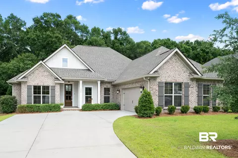 335 Garrison Blvd, Fairhope, AL 36532