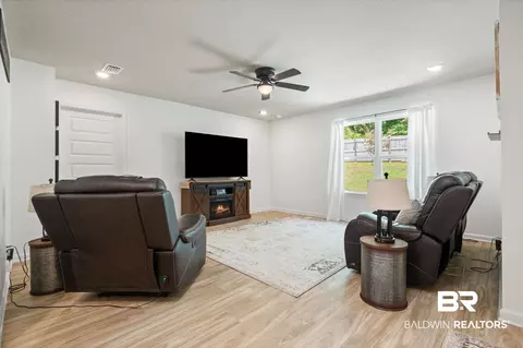 2526 E Windmere Dr, Semmes, AL 36575 photo 11