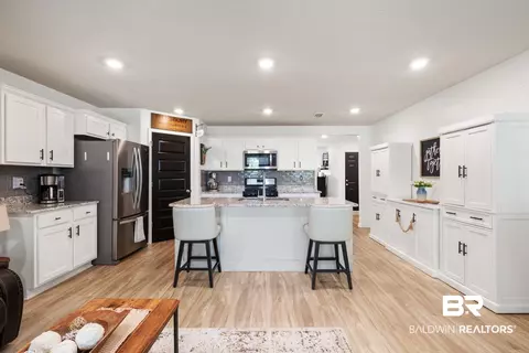 2526 E Windmere Dr, Semmes, AL 36575 photo 9