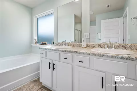 2526 E Windmere Dr, Semmes, AL 36575 photo 15