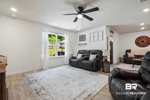 2526 E Windmere Dr, Semmes, AL 36575 photo 10