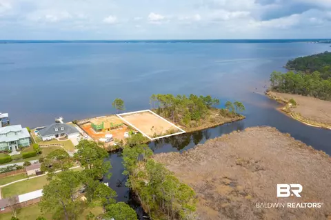 366 Riola Pl, Pensacola, FL 32506