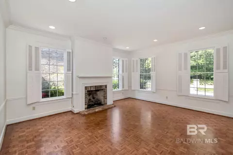 321 Tuthill Ln, Mobile, AL 36608 photo 4