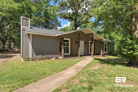 6864 Red Oak Dr, Theodore, AL 36582