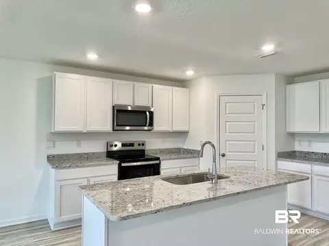 1052 Hayward Loop, Foley, AL 36535 photo 5