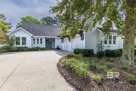 138 Mulberry Ln, Fairhope, AL 36532