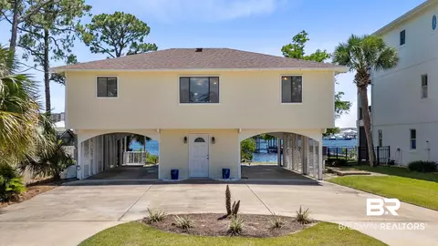 26750 Moses Rd, Orange Beach, AL 36561
