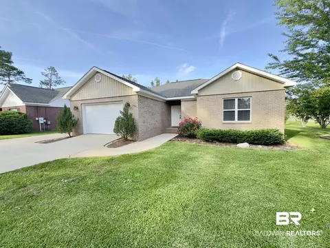 906 N Hoyle Ave, Bay Minette, AL 36507