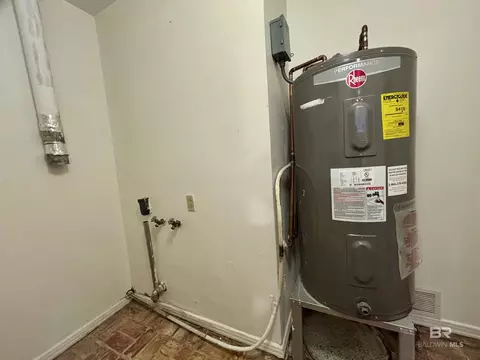 Other - 332 Syracuse St, Mobile, AL 36608 photo 4 of 6
