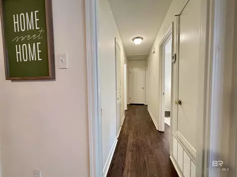 Entry Way - 332 Syracuse St, Mobile, AL 36608 photo 1 of 2