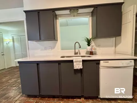 332 Syracuse St, Mobile, AL 36608 photo 8