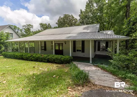 22420 Sea Cliff Dr, Fairhope, AL 36532