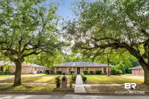 1282 Skyview Dr, Mobile, AL 36693