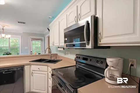 1521 E Peyton Dr, Mobile, AL 36695 photo 5