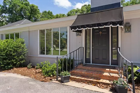 65 Byrnes Blvd, Mobile, AL 36608 photo 2