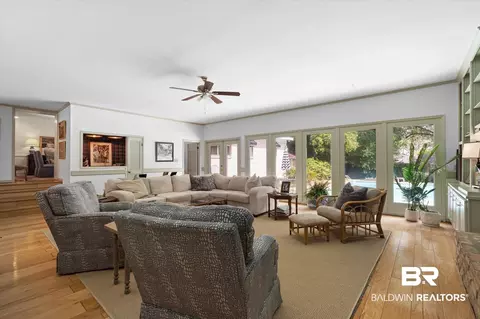 Living - 65 Byrnes Blvd, Mobile, AL 36608 photo 5 of 5