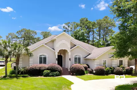 613 Wedgewood Dr, Gulf Shores, AL 36542
