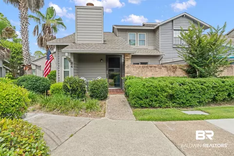389 Clubhouse Dr #4R, Gulf Shores, AL 36542