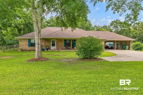 21635 Broad St, Silverhill, AL 36576