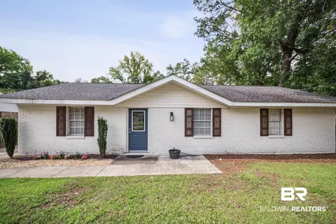 5917 Couton Dr, Mobile, AL 36693