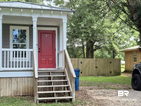 24681 Olive St, Elberta, AL 36530 photo 2