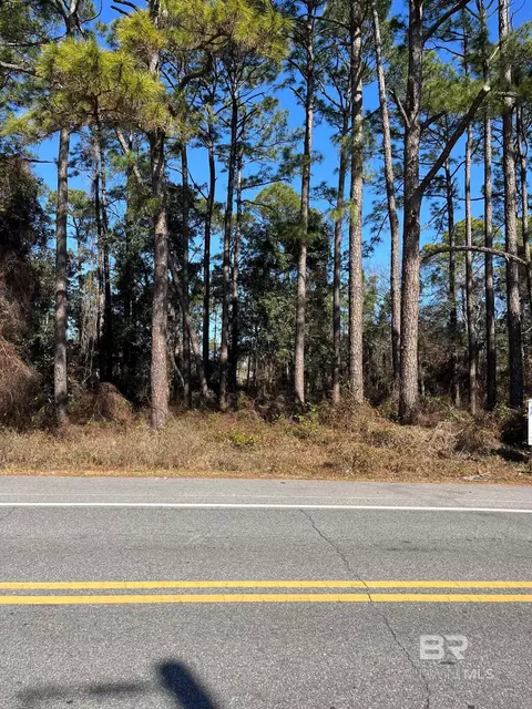 16 E Th E A Ave, Gulf Shores, AL 36542