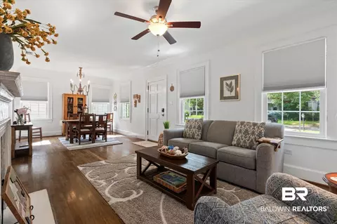 1910 Hunter Ave, Mobile, AL 36606 photo 2