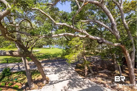9264 Brighton Ave, Elberta, AL 36530 photo 2