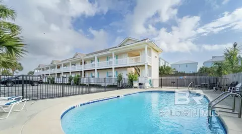 1117 W Lagoon Ave #9, Gulf Shores, AL 36542