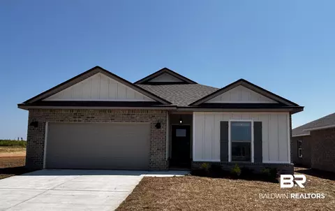 22646 Hamilton St, Robertsdale, AL 36567