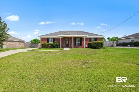 13598 James Copeland Dr, Mobile, AL 36695