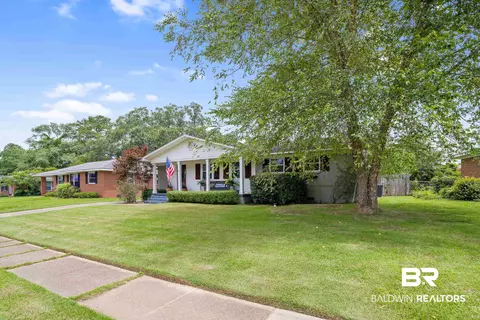 2908 Brierwood Dr, Mobile, AL 36606 photo 2