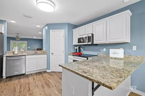 Kitchen - 9552 Collier Loop, Daphne, AL 36526 photo 1 of 3