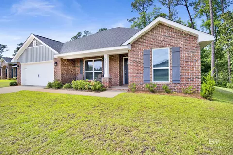 22894 Ridgewood Dr, Robertsdale, AL 36567