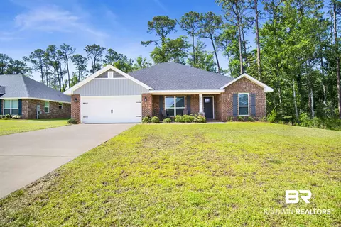 22894 Ridgewood Dr, Robertsdale, AL 36567