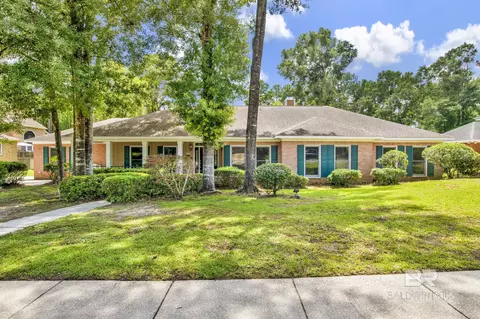 6805 Hunters Ct, Mobile, AL 36695