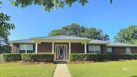 22054 S Stoddard St, Robertsdale, AL 36567