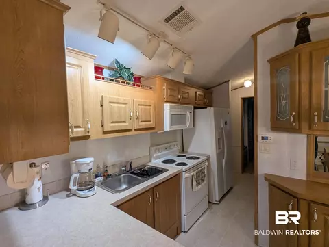 24711 Miflin Rd #D8, Elberta, AL 36530 photo 4