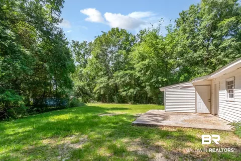 6451 S Barker Dr, Mobile, AL 36608 photo 4