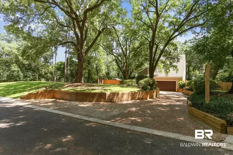 595 Timber Ridge Dr, Pensacola, FL 32534