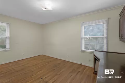 52 N Hawthorne Pl, Mobile, AL 36608 photo 3