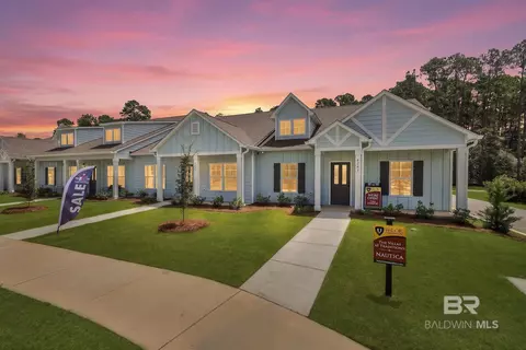 6219 Carpenter Ln, Gulf Shores, AL 36542