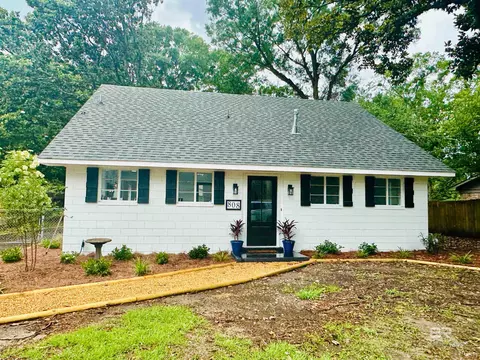 808 Rowell St, Mobile, AL 36606