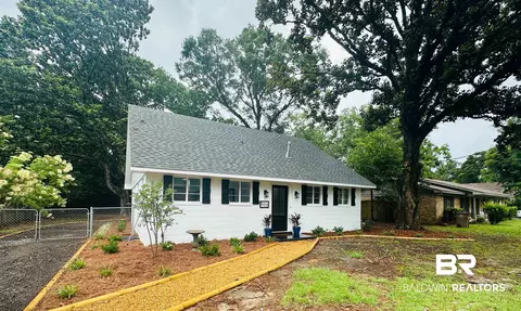 808 Rowell St, Mobile, AL 36606 photo 2