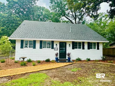 808 Rowell St, Mobile, AL 36606 photo 1